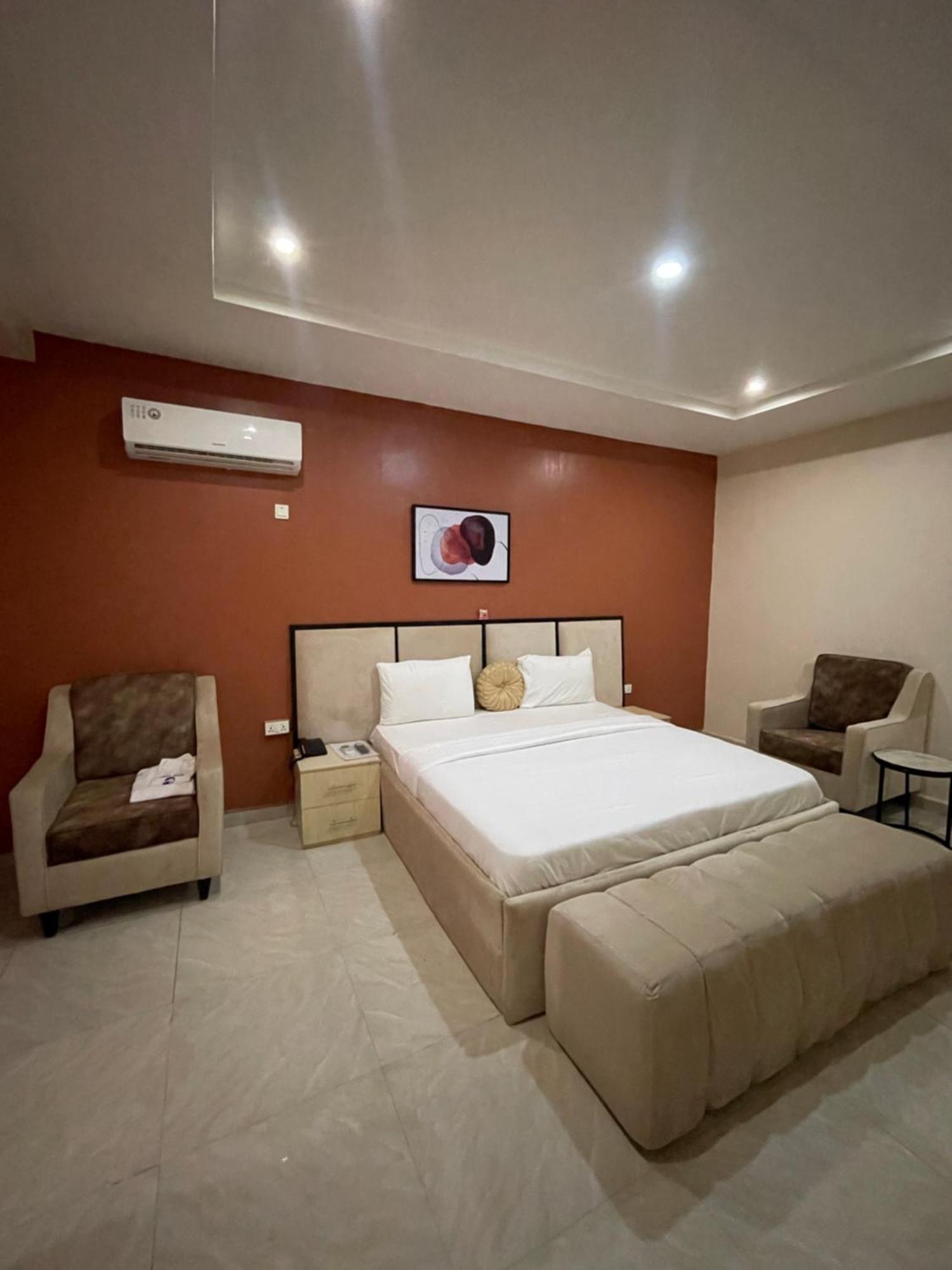 Nexus Xpress Hotel Abuja Exteriör bild