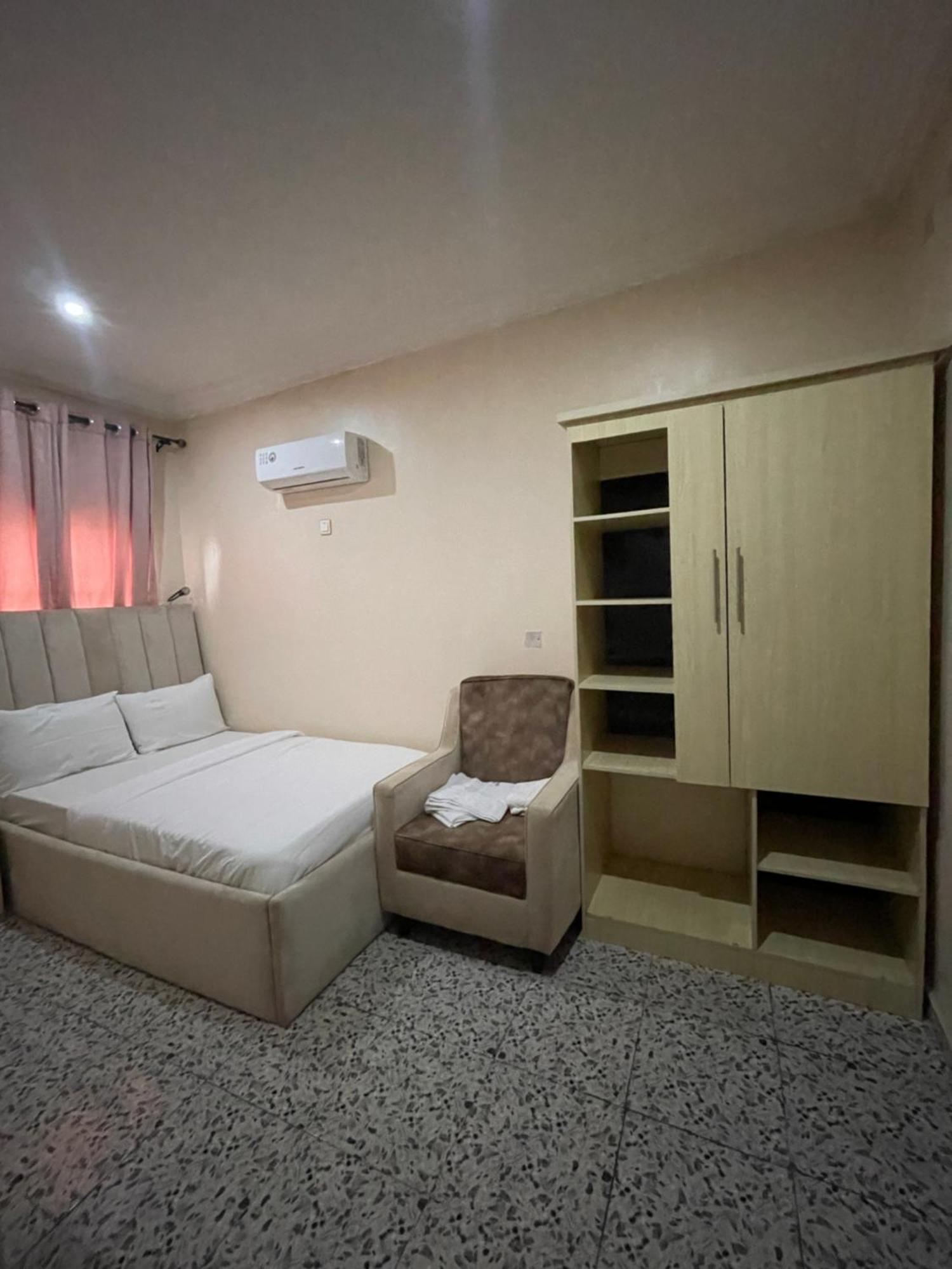 Nexus Xpress Hotel Abuja Exteriör bild